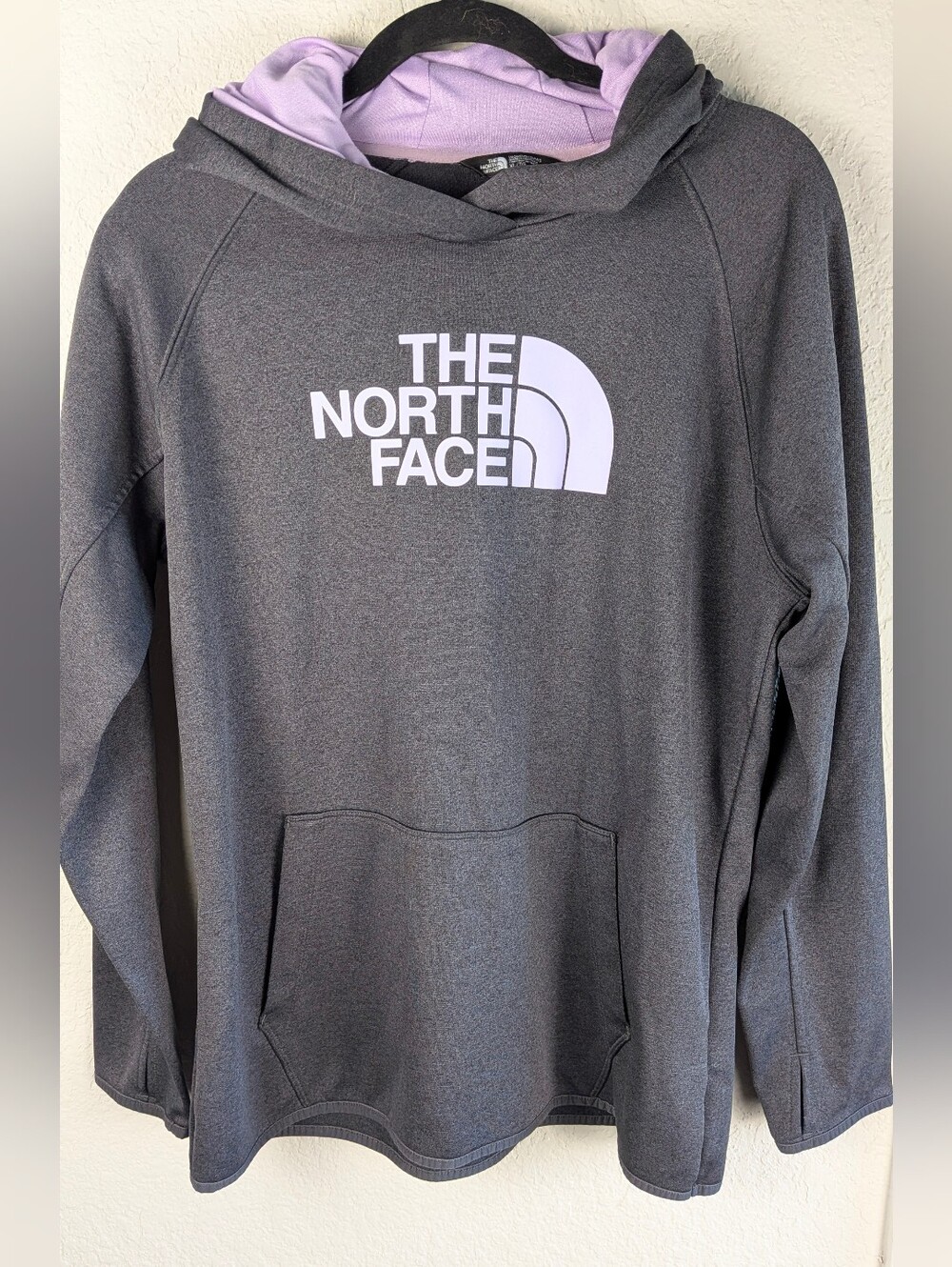 The North Face Women's Hoodie XL Gray Lavender Raglan Sleeves Fleece Lined